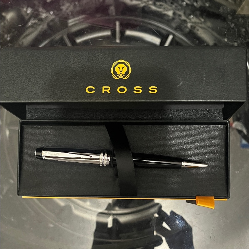 Cross Black and Silver Pen